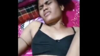 Desi young slim girl painful fuck video