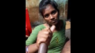 Tamil girl giving handjob & blowjob to her boyfriend
