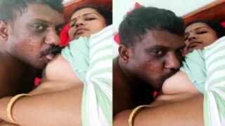 Indian Boobs Sucking of Sexy Desi Wife